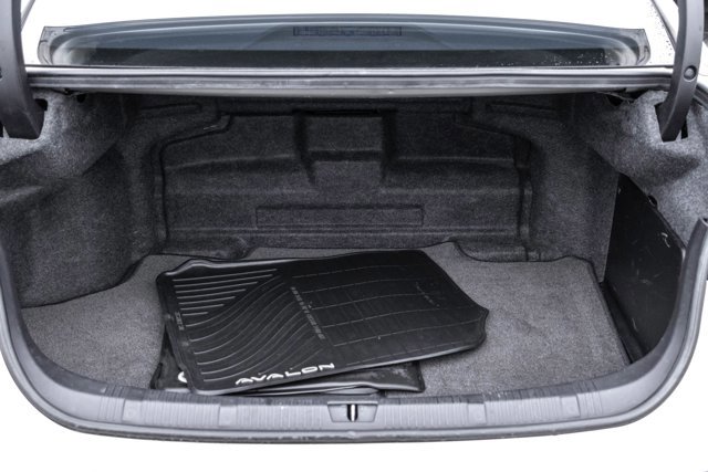 Used 2015 Toyota Avalon XLE Touring image 22