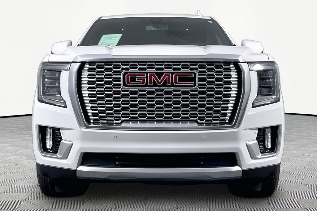 Certified 2022 GMC Yukon Denali RWD image 2