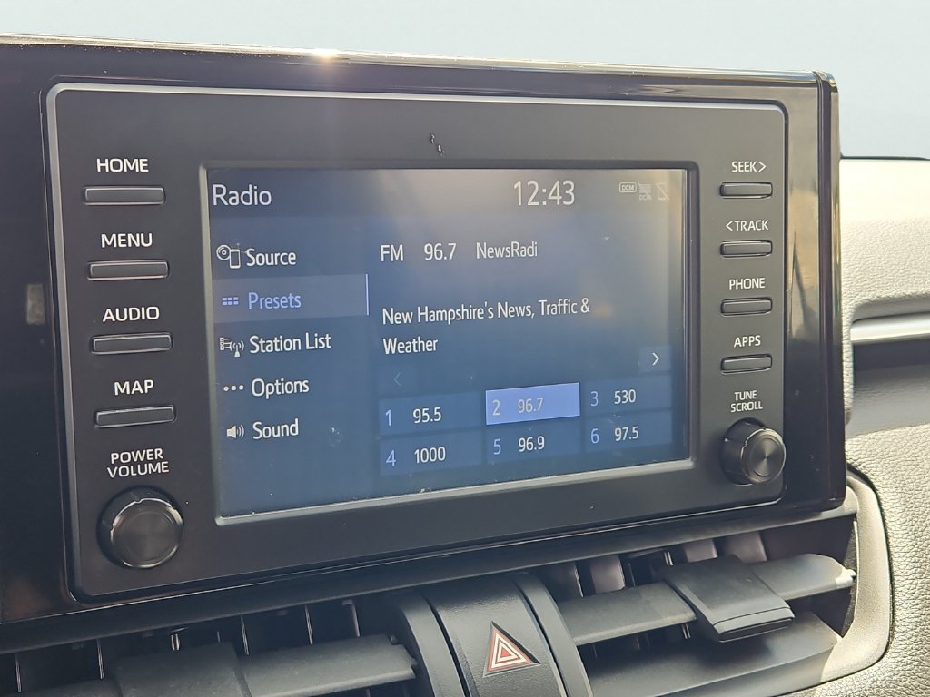 Used 2019 Toyota RAV4 LE w/ All Weather Liner Package AWD/4WD image 21