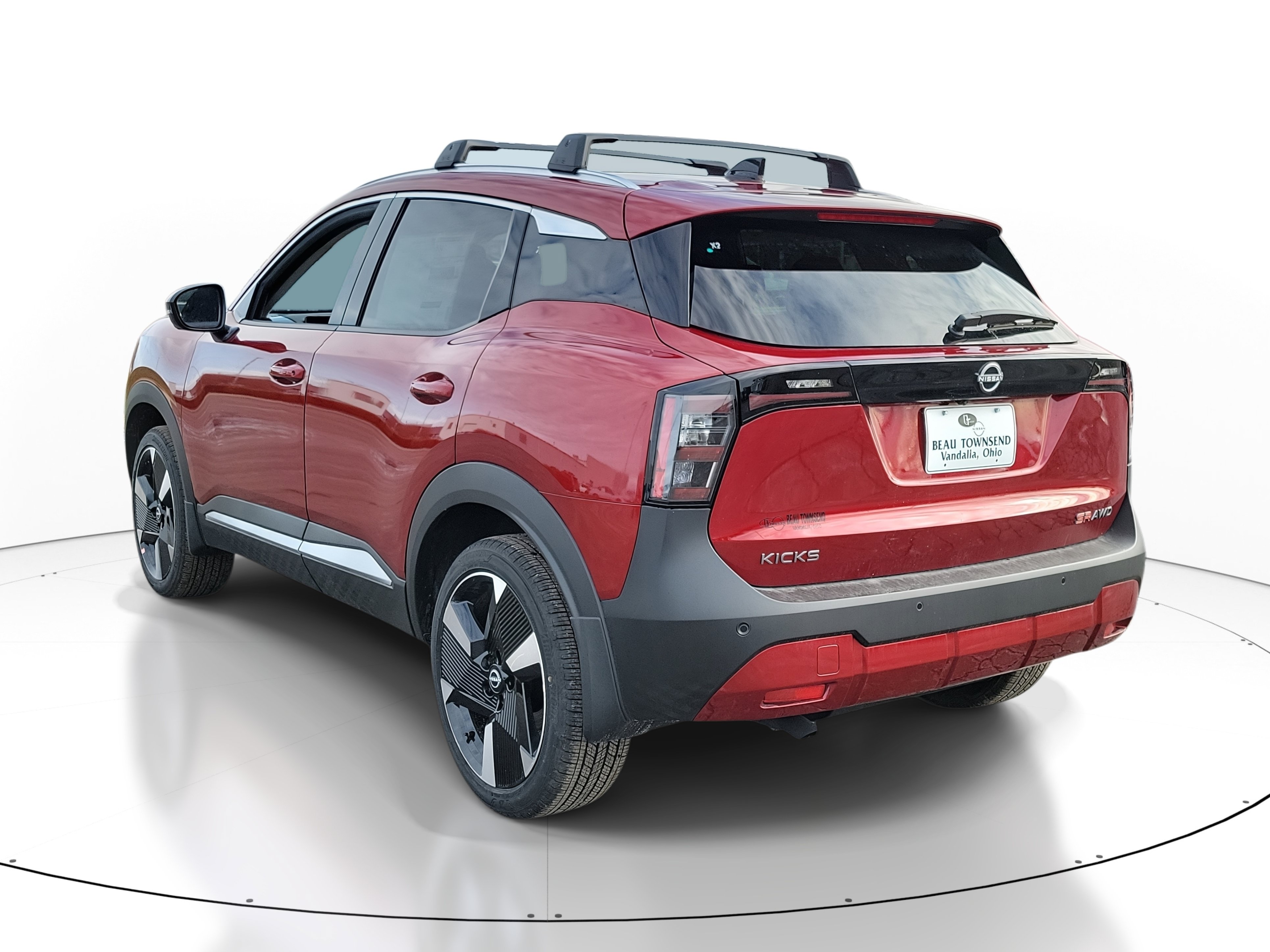 New 2026 Nissan Kicks SR w/ Cold Weather Package AWD/4WD image 3