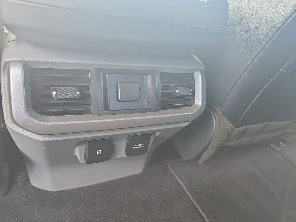Used 2023 Ford F150 Lariat AWD/4WD image 27