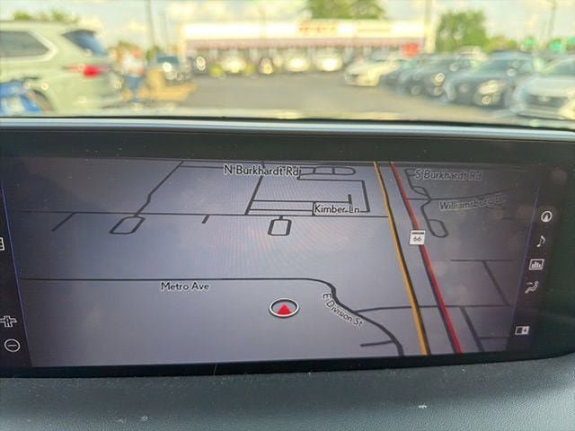 Used 2020 Lexus RX 350L Premium w/ Premium Package image 22