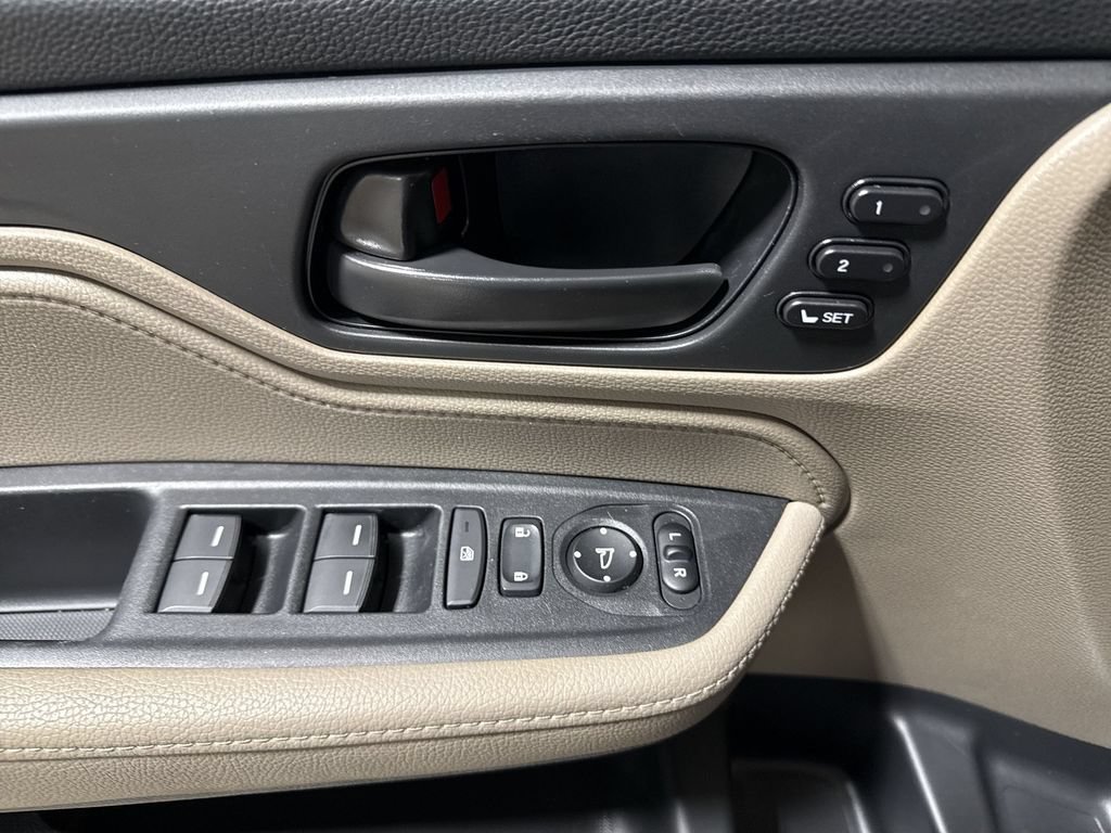 Used 2018 Honda Odyssey EX-L image 21
