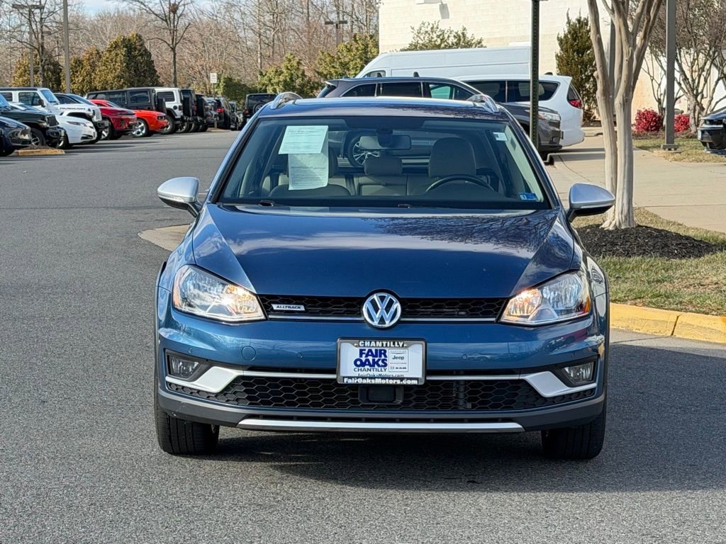Used 2017 Volkswagen Golf Alltrack SE image 4