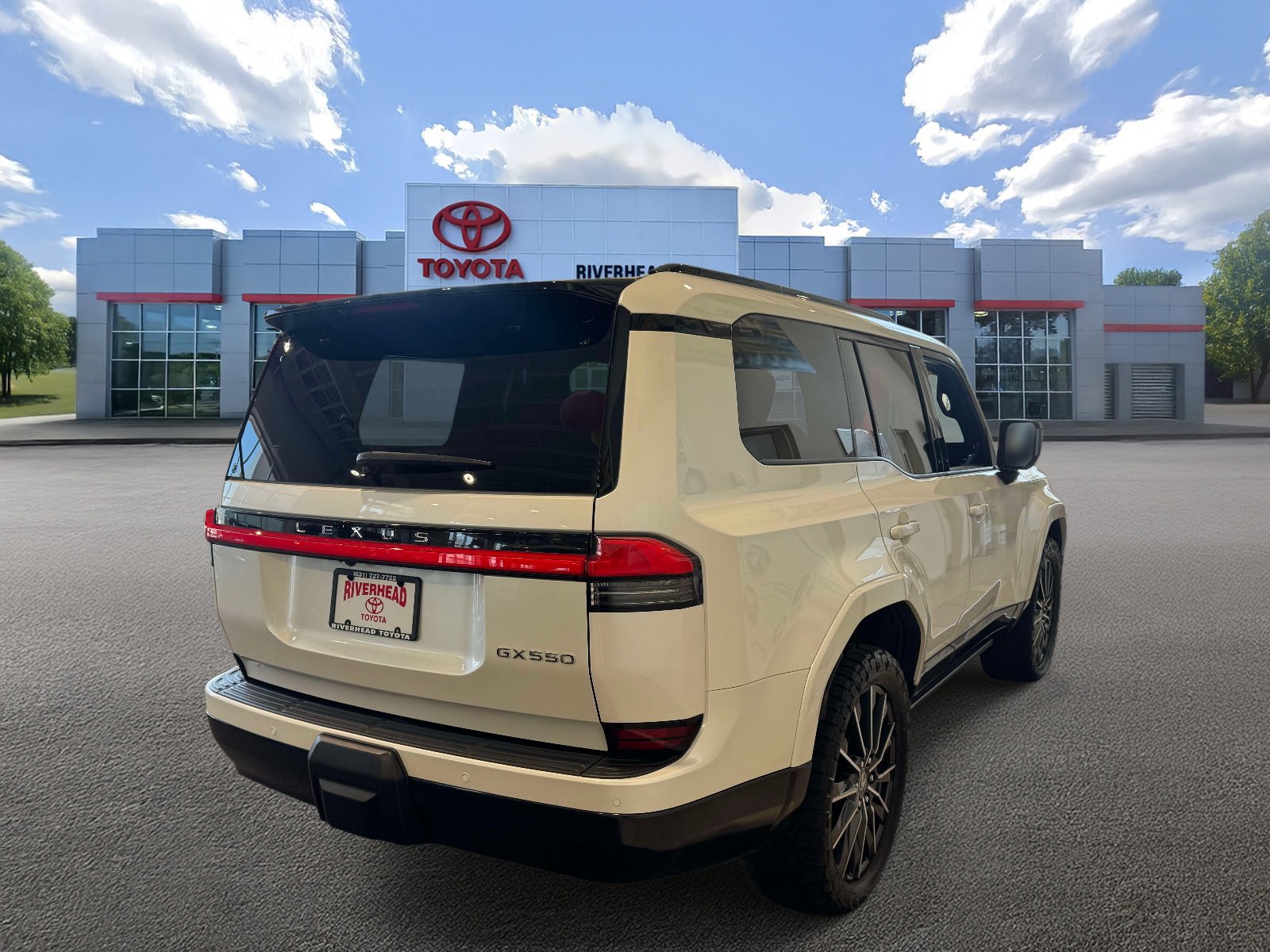 Used 2024 Lexus GX 550 w/ Cold Area Package image 5