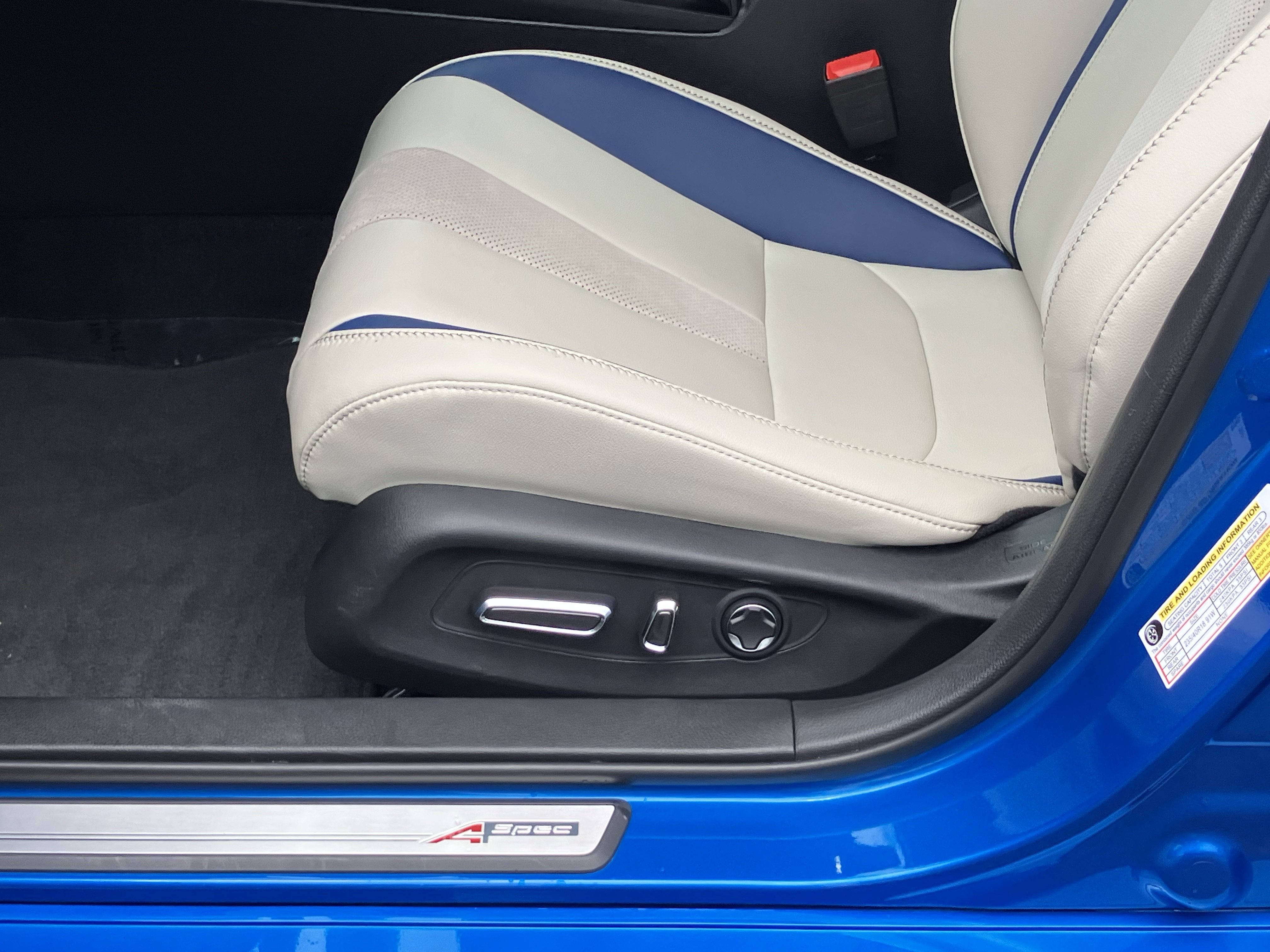 Used 2026 Acura Integra A-Spec FWD image 17