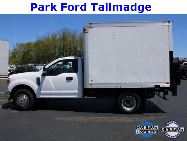 Used 2022 Ford F350 XL w/ Power Equipment Group image 2