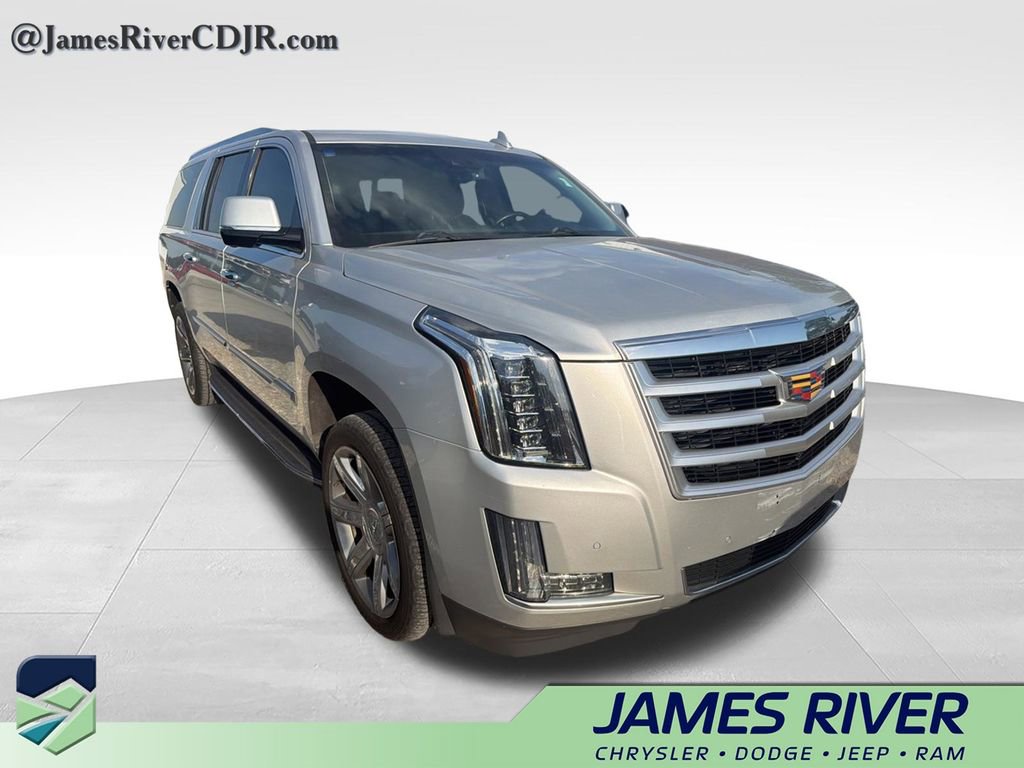 Used 2016 Cadillac Escalade ESV Luxury AWD/4WD image 4
