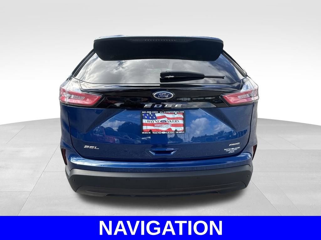 Used 2023 Ford Edge SEL w/ Sport Appearance Package image 5