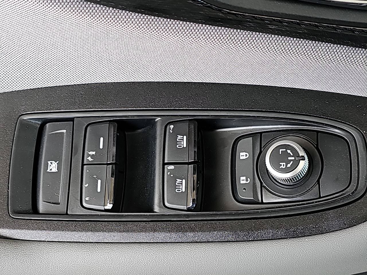 Certified 2025 Subaru Legacy Premium AWD/4WD image 31