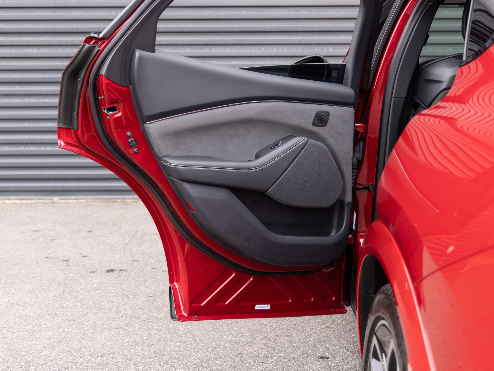 Used 2024 Ford Mustang Mach-E GT AWD/4WD image 23