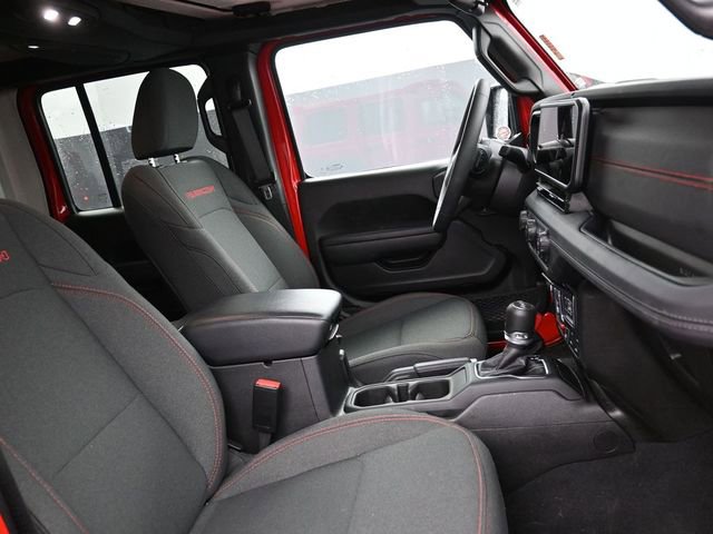 Used 2025 Jeep Wrangler Unlimited Rubicon image 26