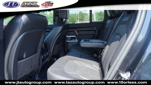 Used 2023 Land Rover Defender 110 X-Dynamic SE AWD/4WD image 20