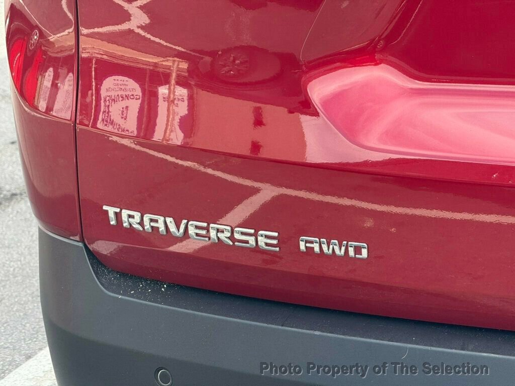 Used 2019 Chevrolet Traverse RS w/ LPO, Floor Liner Package image 14