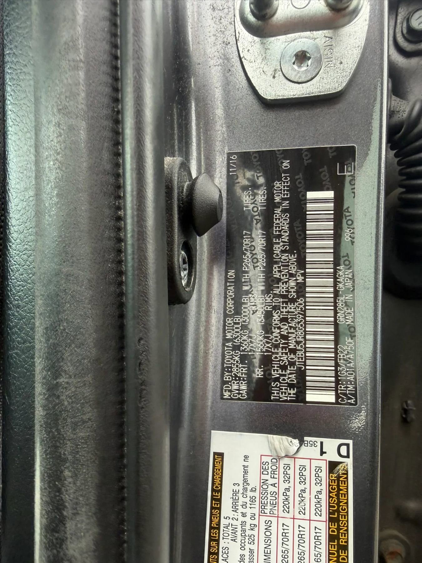 Used 2016 Toyota 4Runner SR5 AWD/4WD image 33