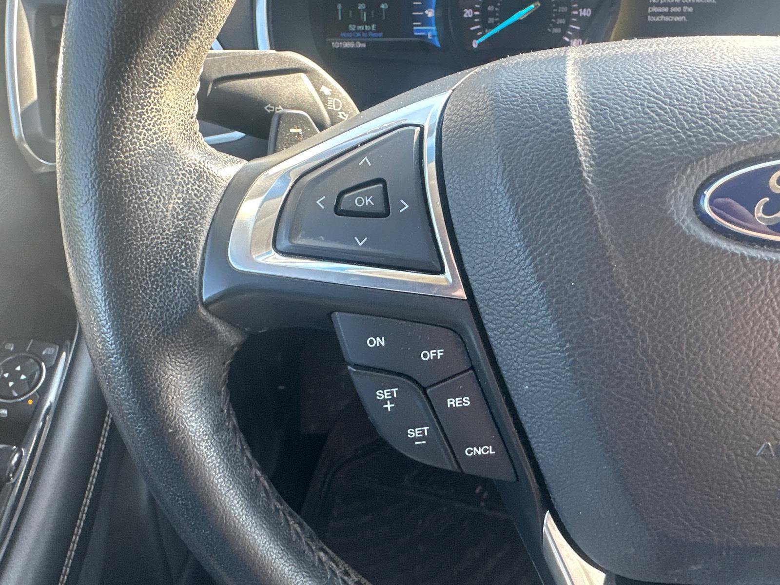 Used 2016 Ford Edge Titanium AWD/4WD image 19