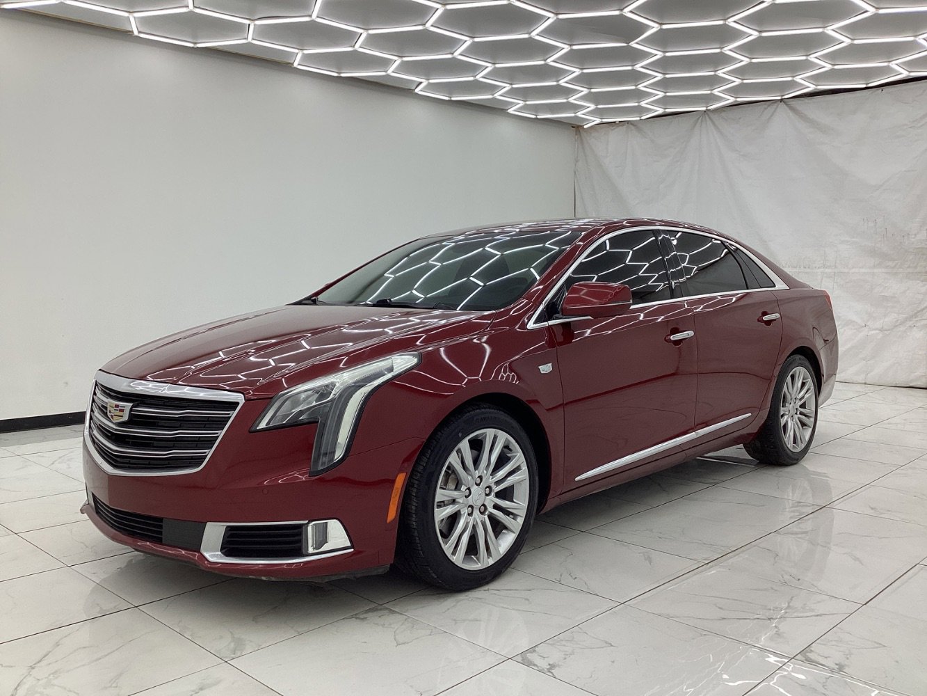 Used 2019 Cadillac XTS Luxury image 6