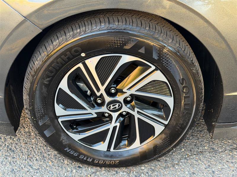 Used 2026 Hyundai Sonata Blue FWD image 13