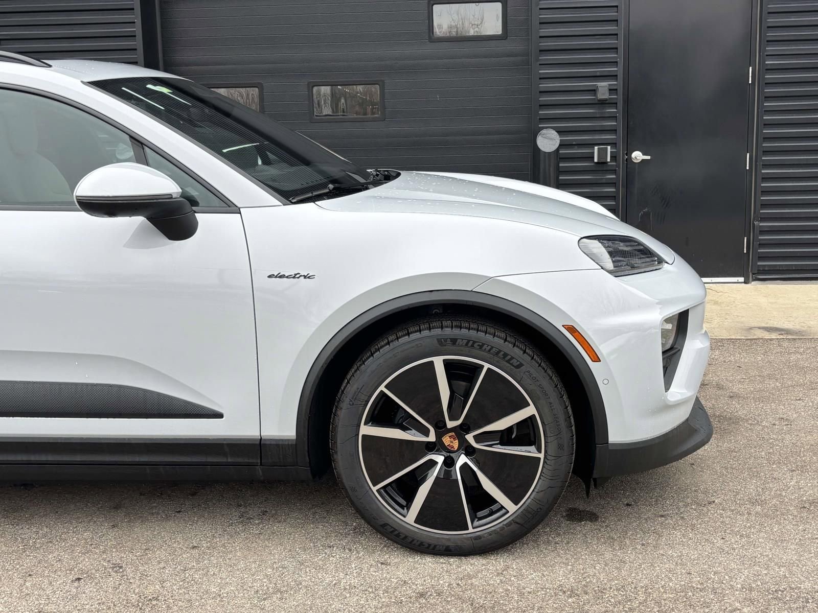 New 2026 Porsche Macan Electric image 14