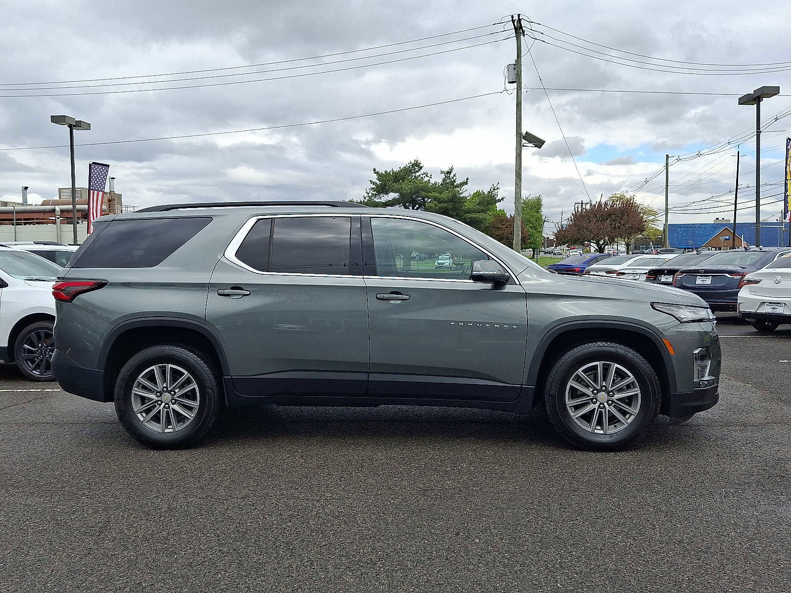 Used 2023 Chevrolet Traverse LT AWD/4WD image 8