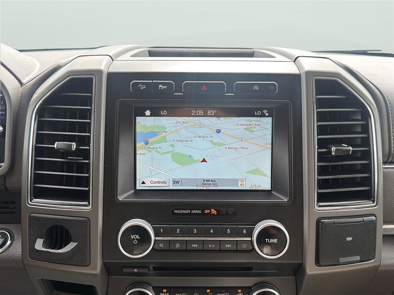 Used 2018 Ford Expedition Max XLT w/ Equipment Group 202A AWD/4WD image 23