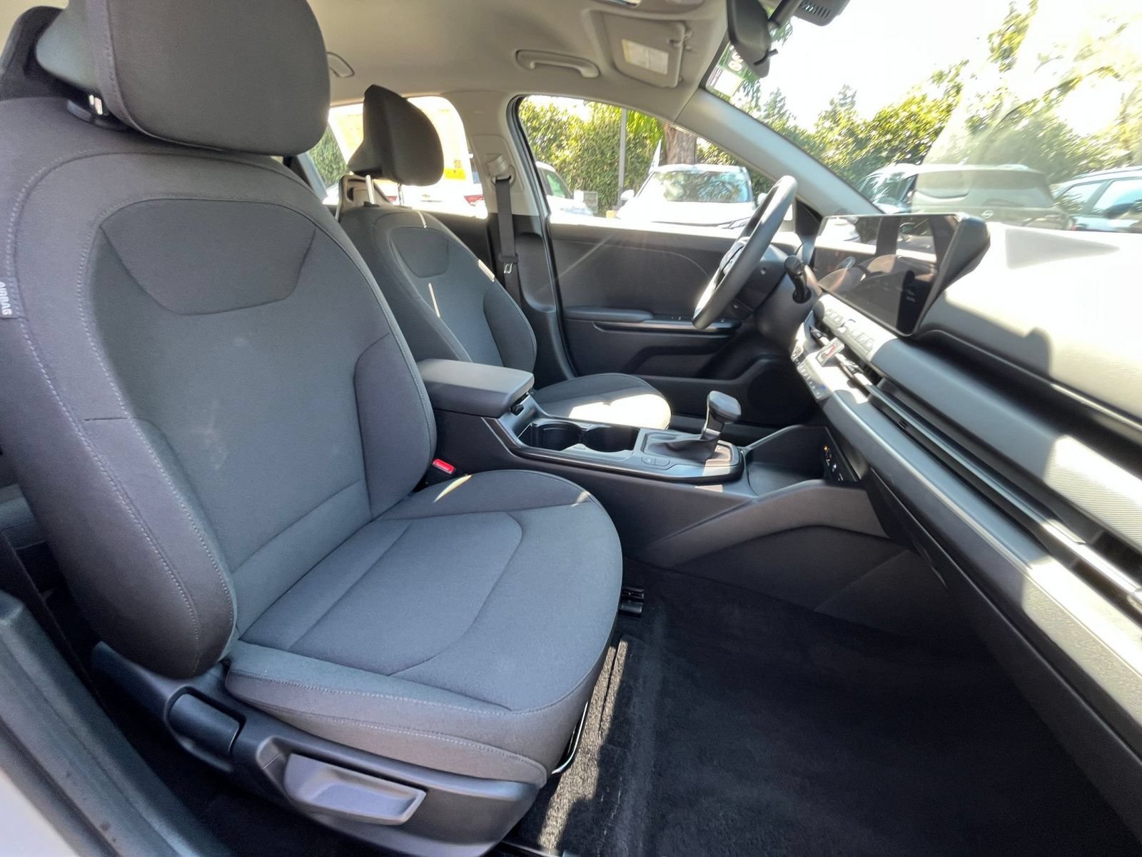 Used 2026 Kia K4 FWD image 35