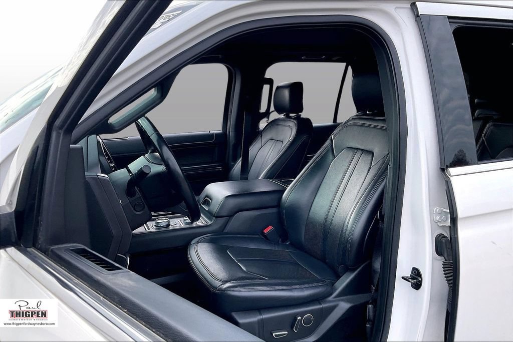 Used 2019 Ford Expedition Limited w/ Equipment Group 302A AWD/4WD image 24