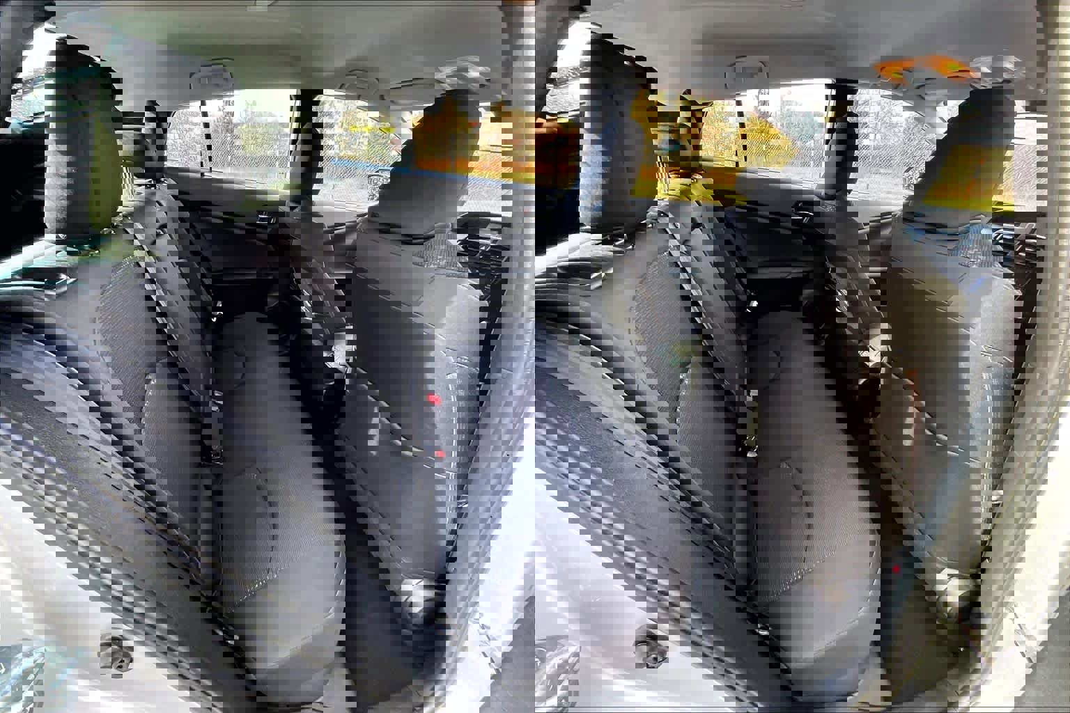 Used 2019 Toyota Prius LE w/ Carpet Mat Package image 19