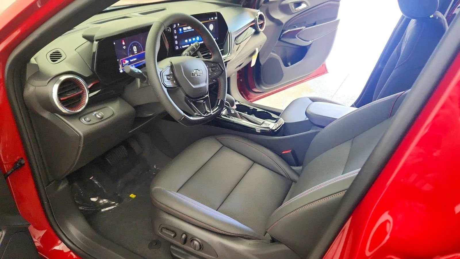 New 2026 Chevrolet Trax RS w/ Driver Confidence Package FWD image 14
