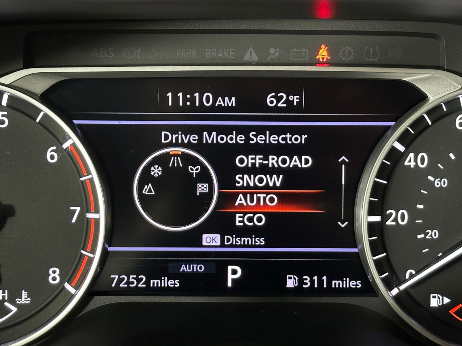 Used 2025 Nissan Rogue S image 19