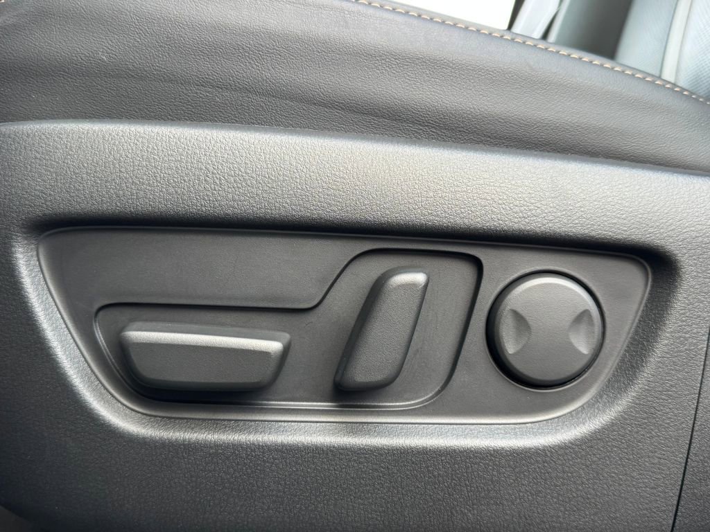 Used 2024 MAZDA CX-90 3.3 Turbo w/ Premium Plus Pkg image 17