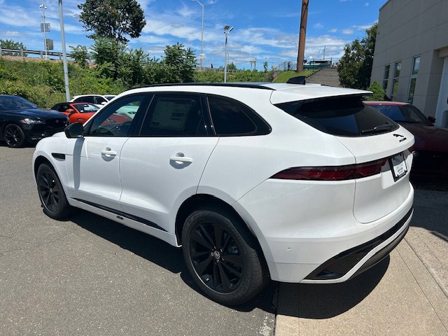 New 2026 Jaguar F-PACE R-Dynamic S image 4