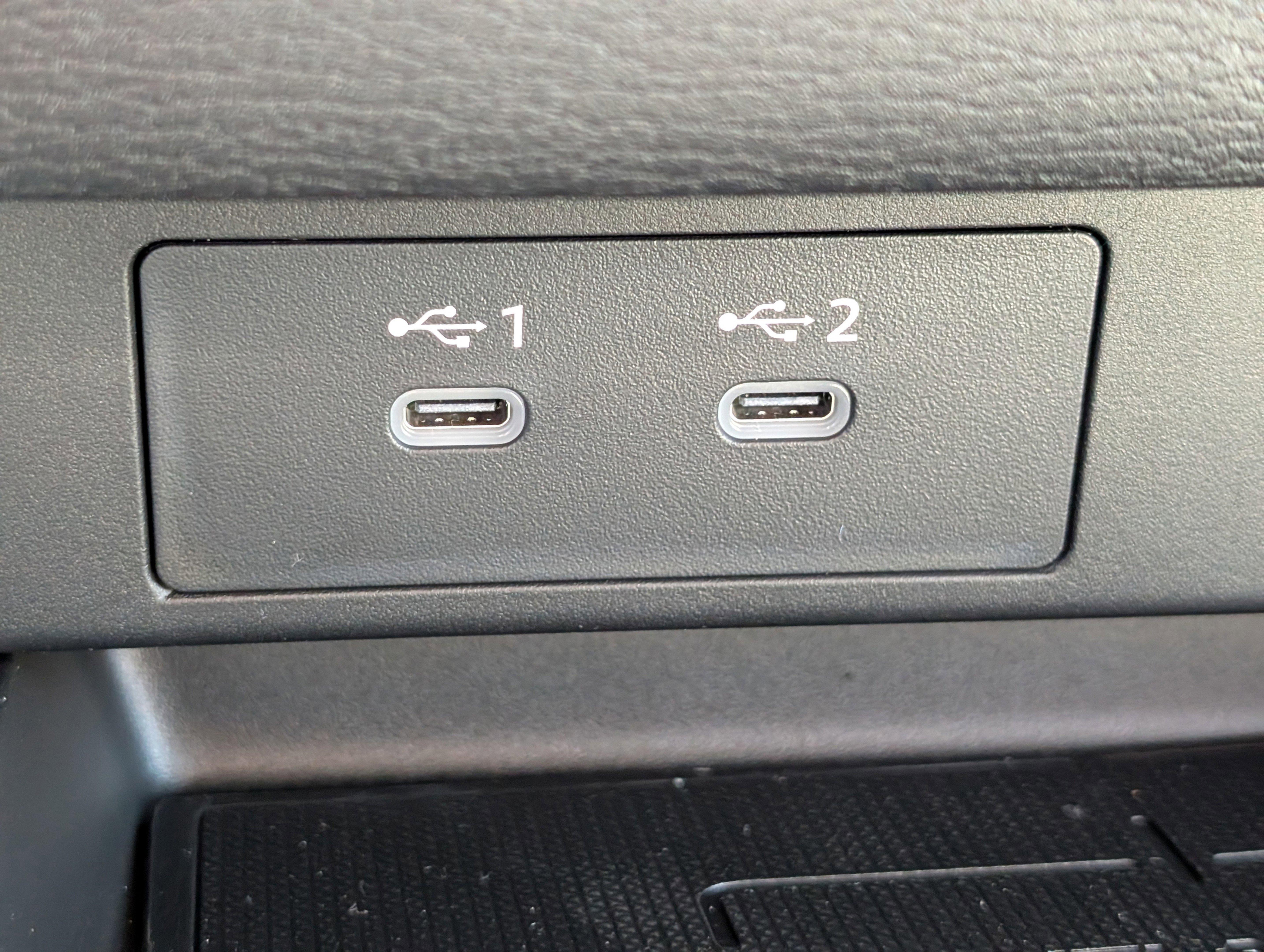 New 2025 Mitsubishi Outlander SE image 26