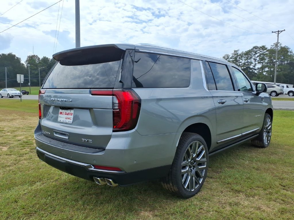 New 2026 GMC Yukon XL Denali Ultimate AWD/4WD image 7