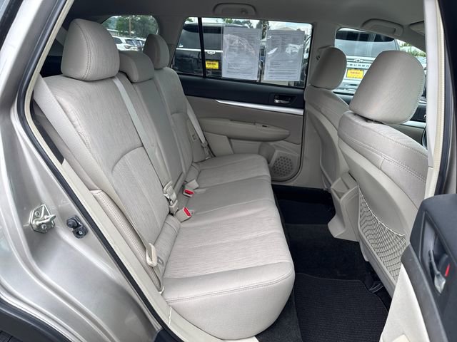 Used 2014 Subaru Outback 2.5i Premium w/ Accessory Value Package (OY1) AWD/4WD image 10