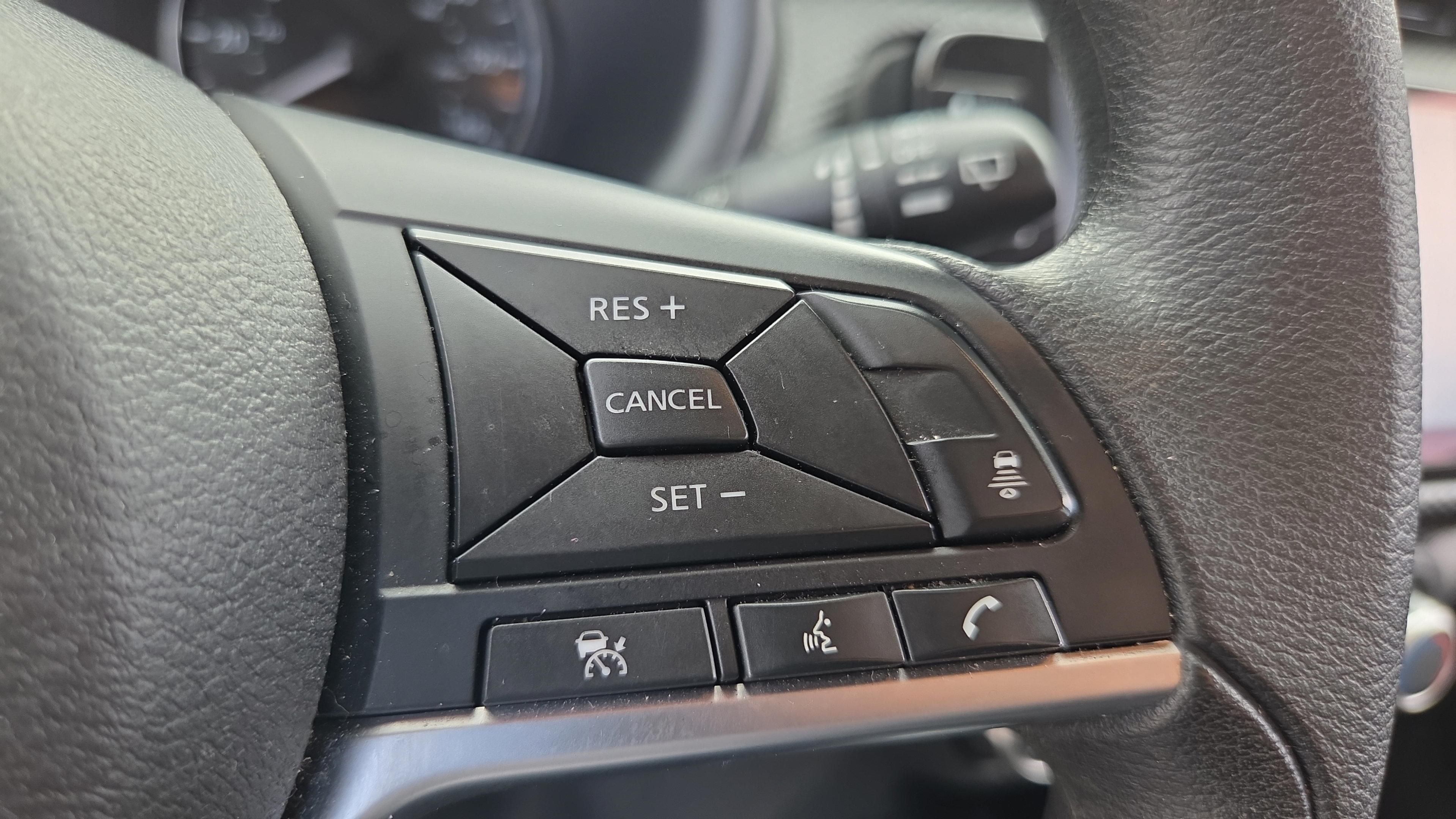 Used 2024 Nissan Kicks SV FWD image 24