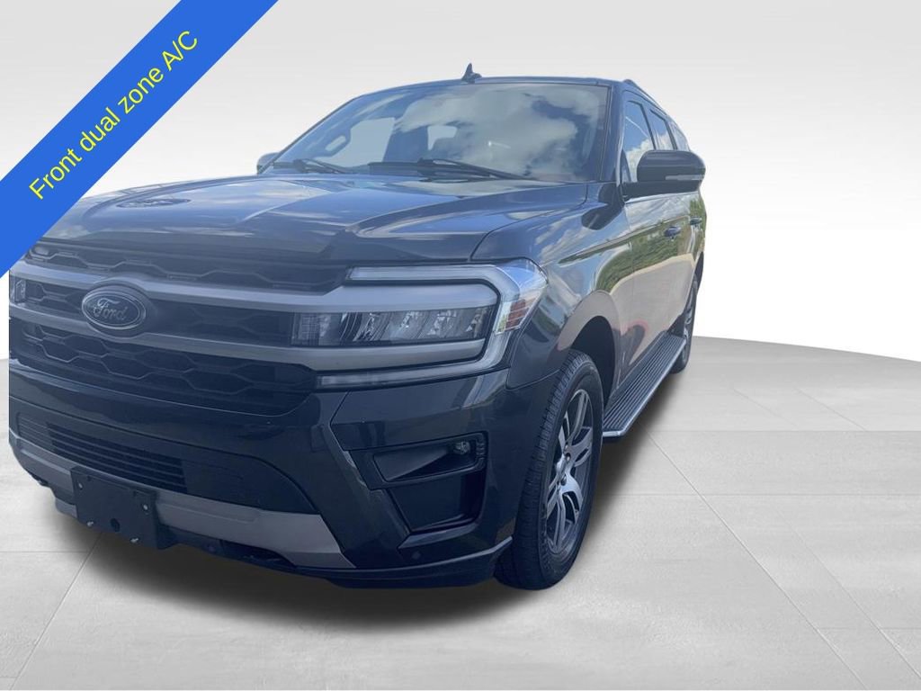Used 2022 Ford Expedition XLT AWD/4WD image 6