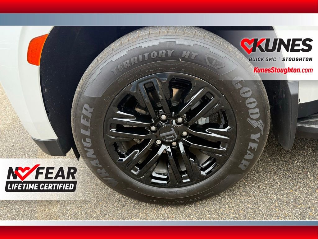 Used 2023 GMC Yukon SLT image 16