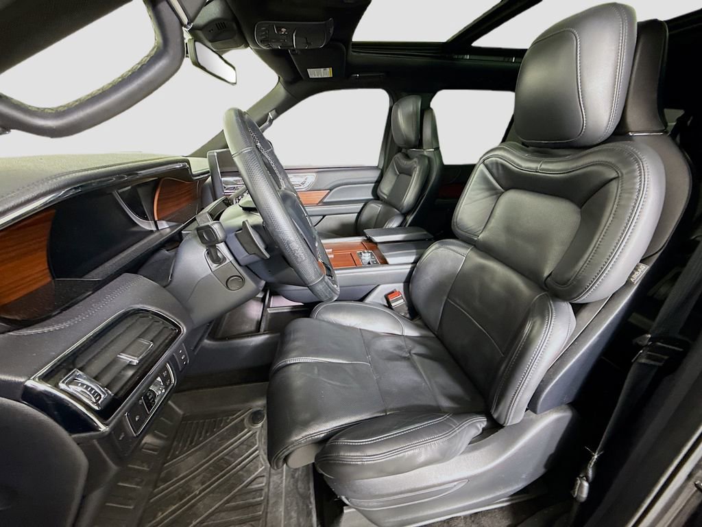 Used 2022 Lincoln Navigator L Reserve image 21