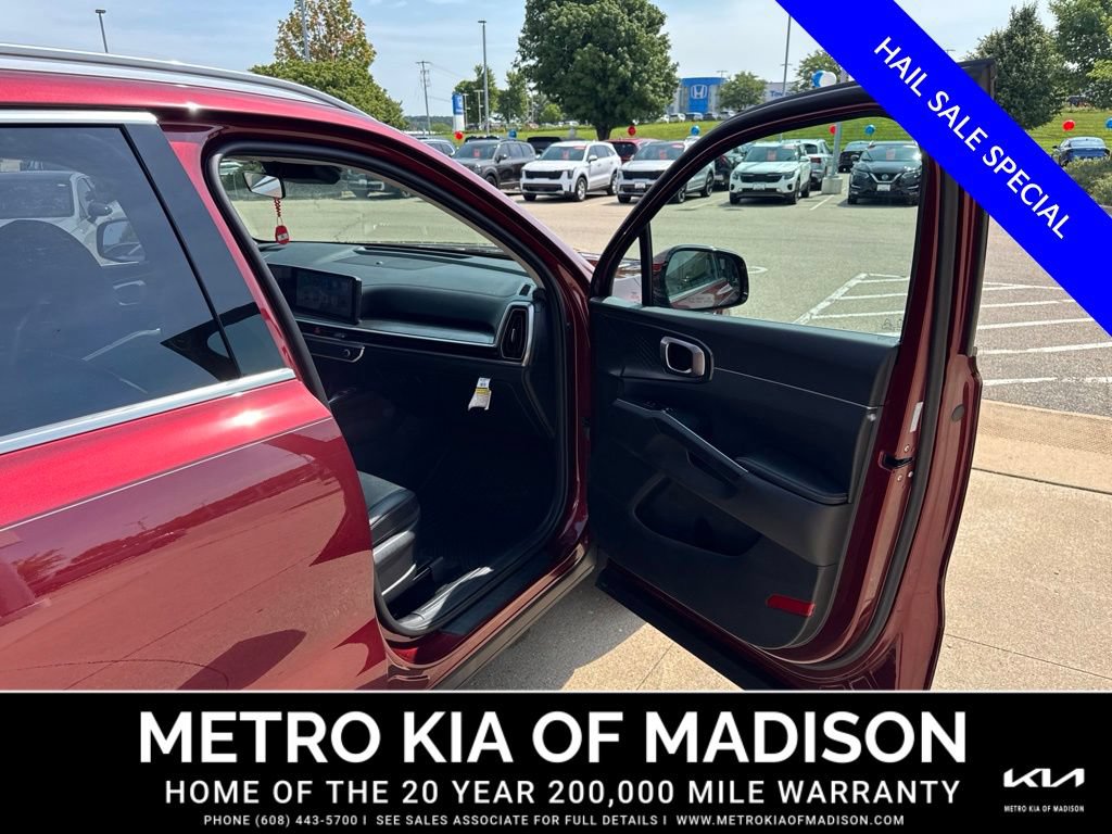 Used 2025 Kia Sorento S AWD/4WD image 49