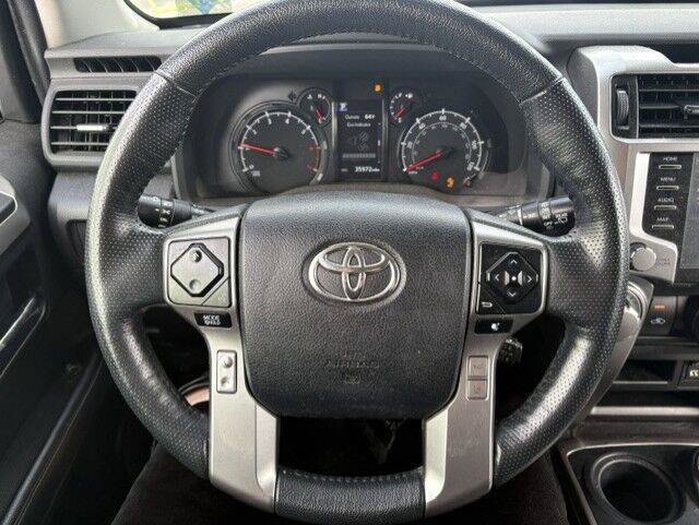 Used 2024 Toyota 4Runner SR5 Premium w/ Moonroof Package AWD/4WD image 20