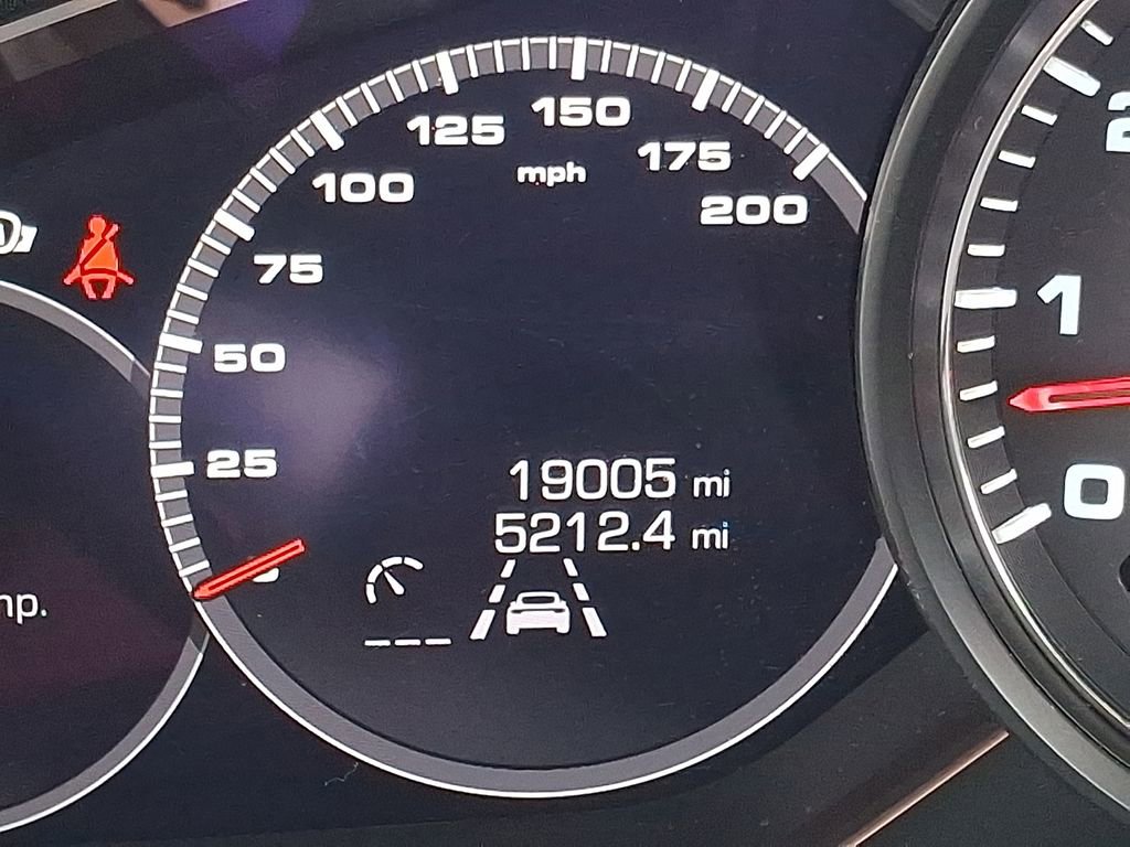 Used 2021 Porsche Panamera GTS image 21