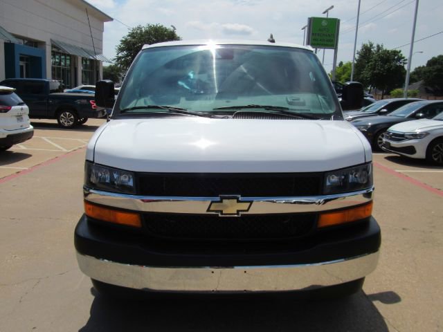 Used 2019 Chevrolet Express 3500 LT w/ LT Preferred Equipment Group image 2