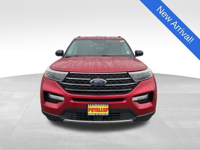 Used 2022 Ford Explorer XLT w/ Equipment Group 202A image 2