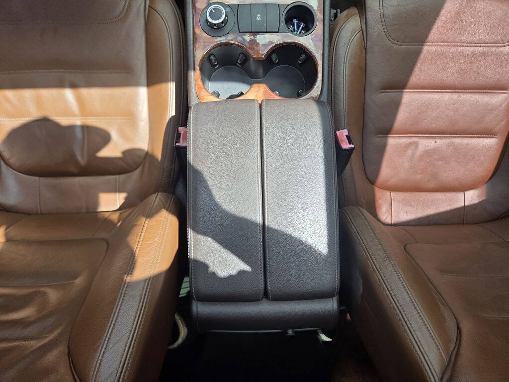Used 2011 Volkswagen Touareg VR6 AWD/4WD image 32