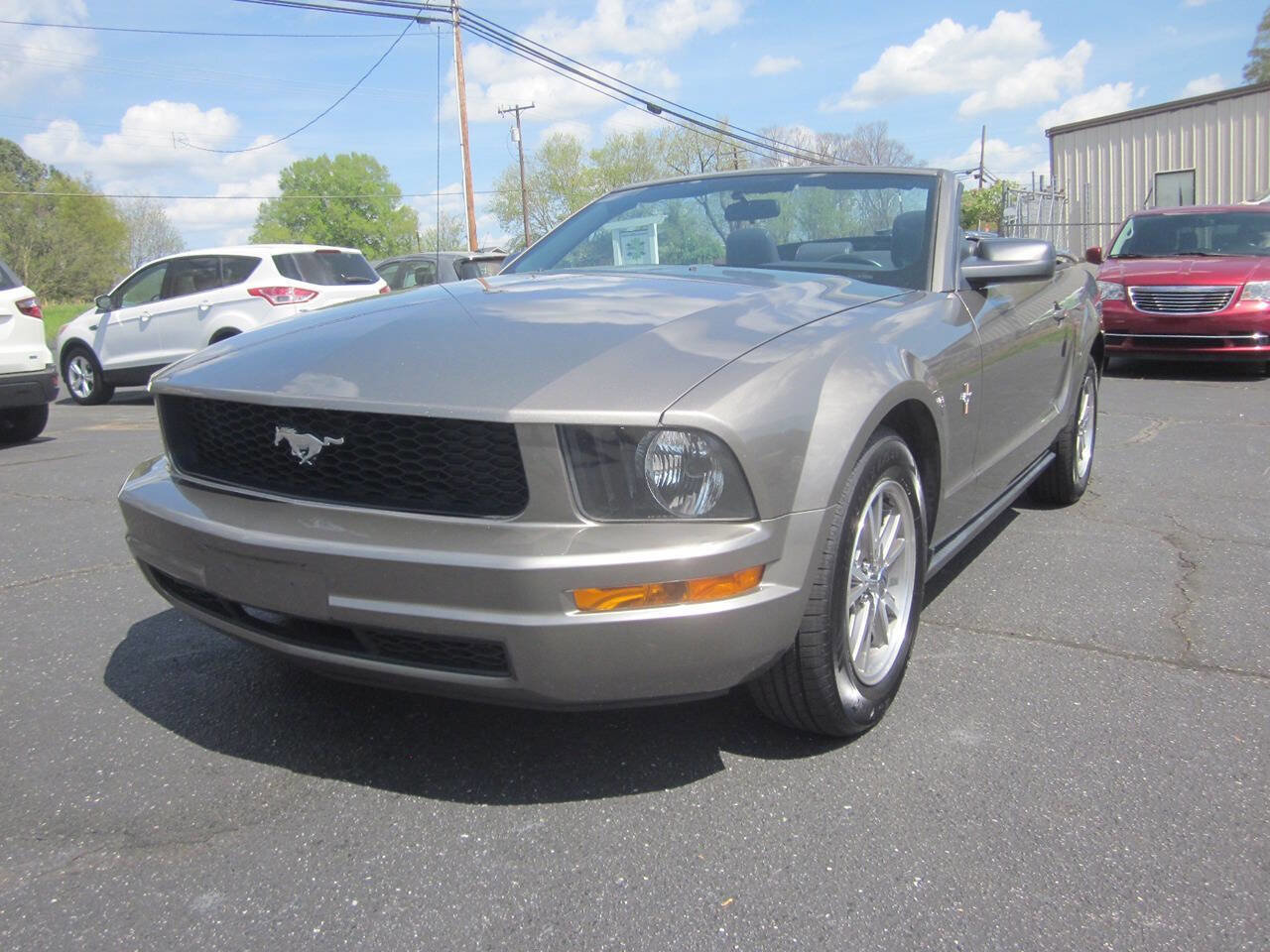 Used 2005 Ford Mustang Premium image 33