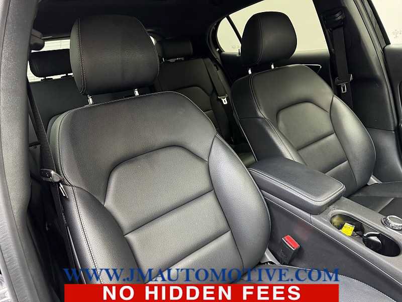 Used 2019 Mercedes-Benz GLA 250 4MATIC image 21