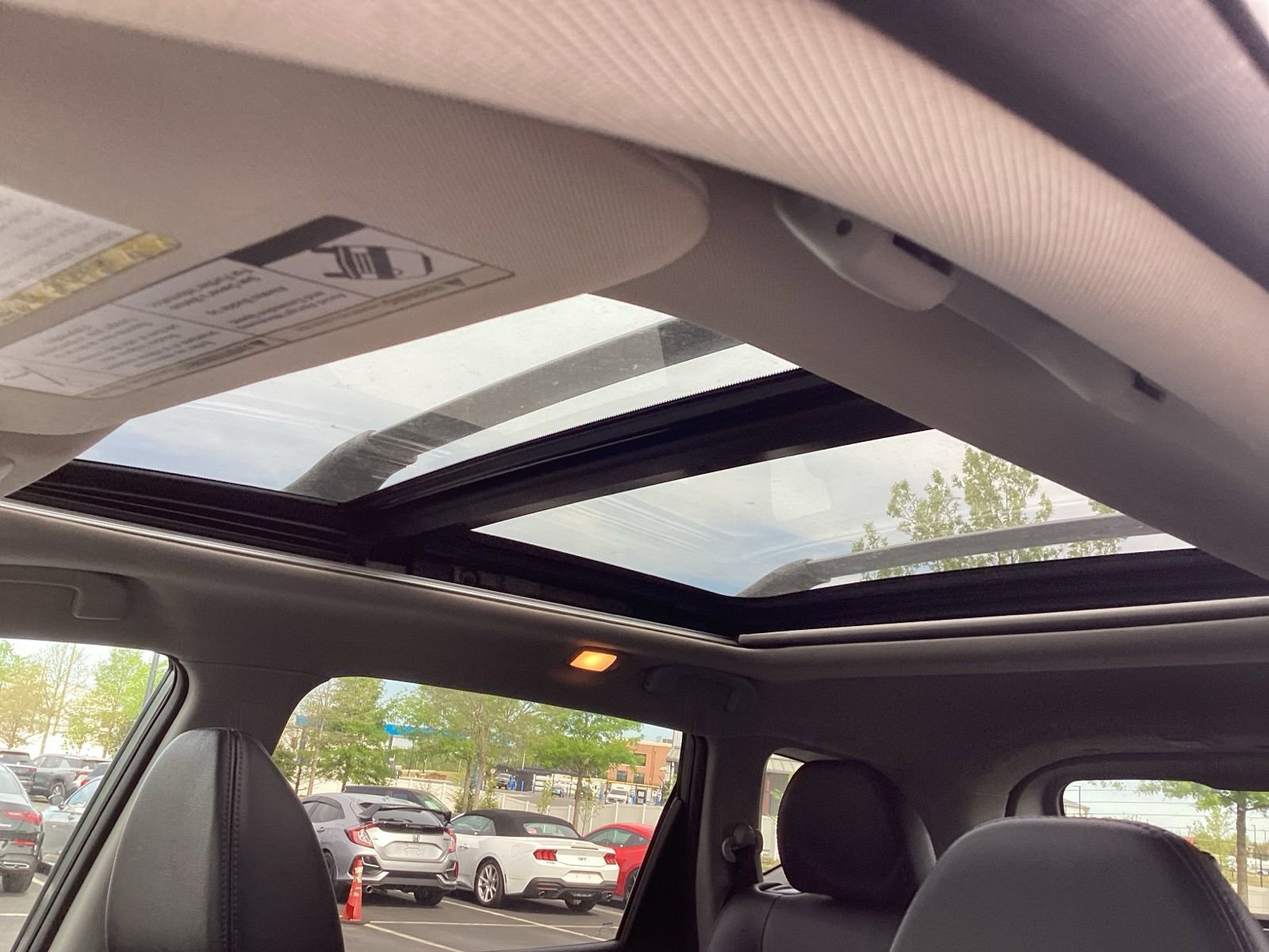 Used 2016 Nissan Rogue SL w/ SL Premium Package image 8