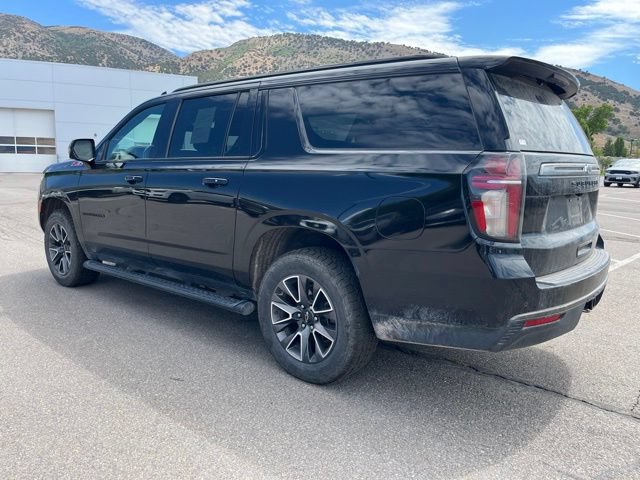 Used 2022 Chevrolet Suburban Z71 w/ Luxury Package AWD/4WD image 5