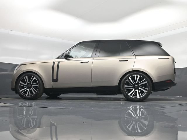 Used 2023 Land Rover Range Rover SE AWD/4WD image 15